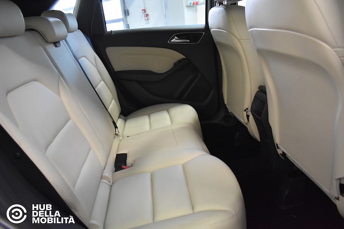 MERCEDES-BENZ B 180 CDI Executive